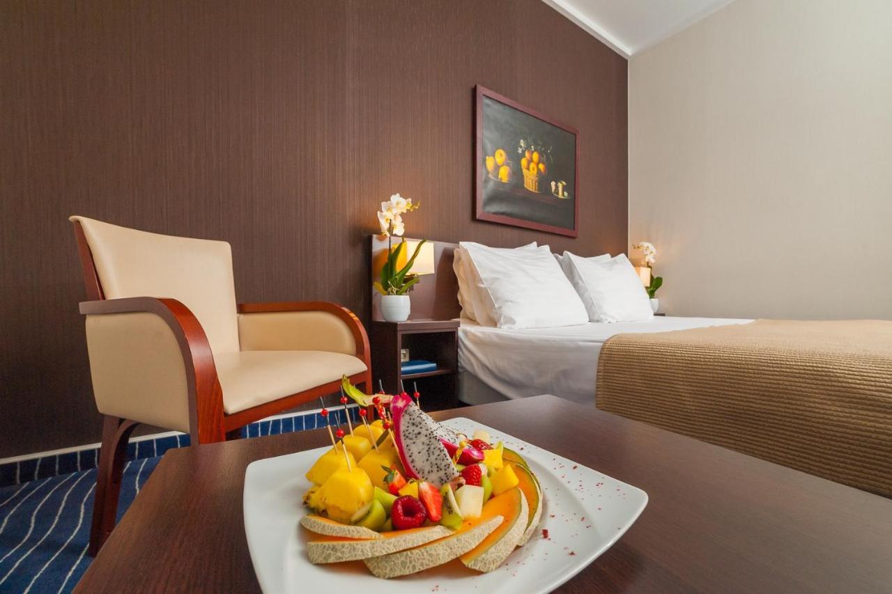 Express Hotel 4*